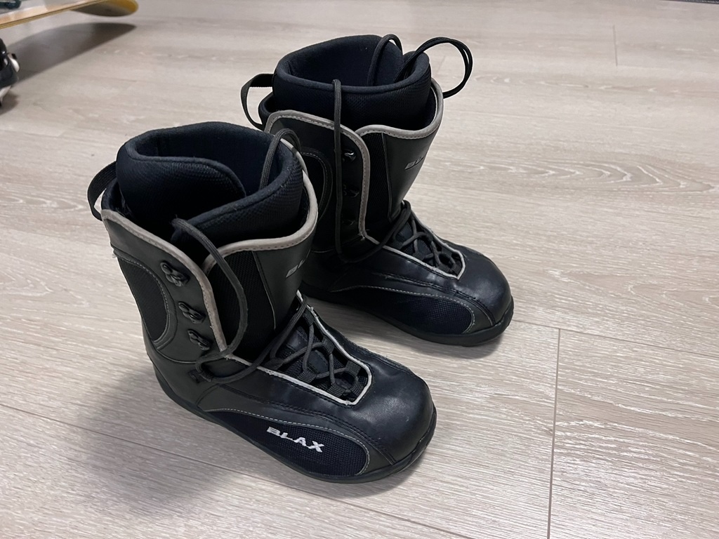 Snowboardový set - boty + prkno - 4