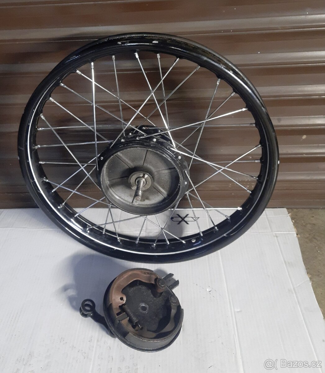 Kola 19" ČZ 175 předválečná - 4