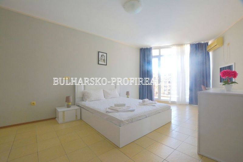 Exkluzivní nabídka: Prostorný apartmán 2+kk s bočním výhlede - 4