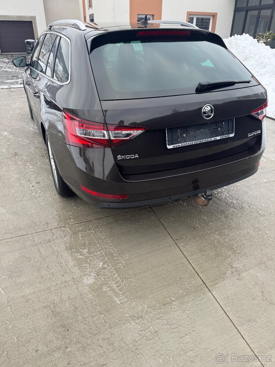Škoda Superb Combi 2.0 - 4