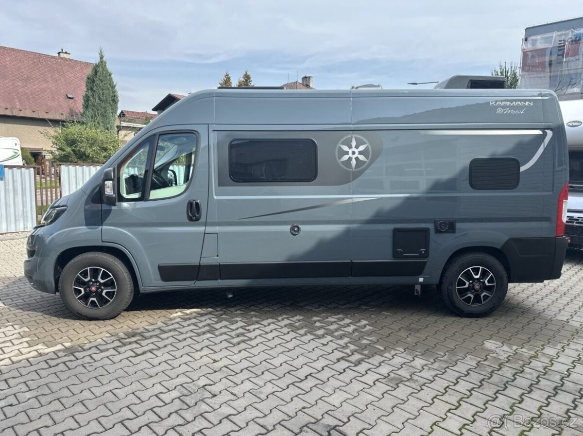 KARMANN-MOBIL DEXTER 581 - TOP STAV - 4