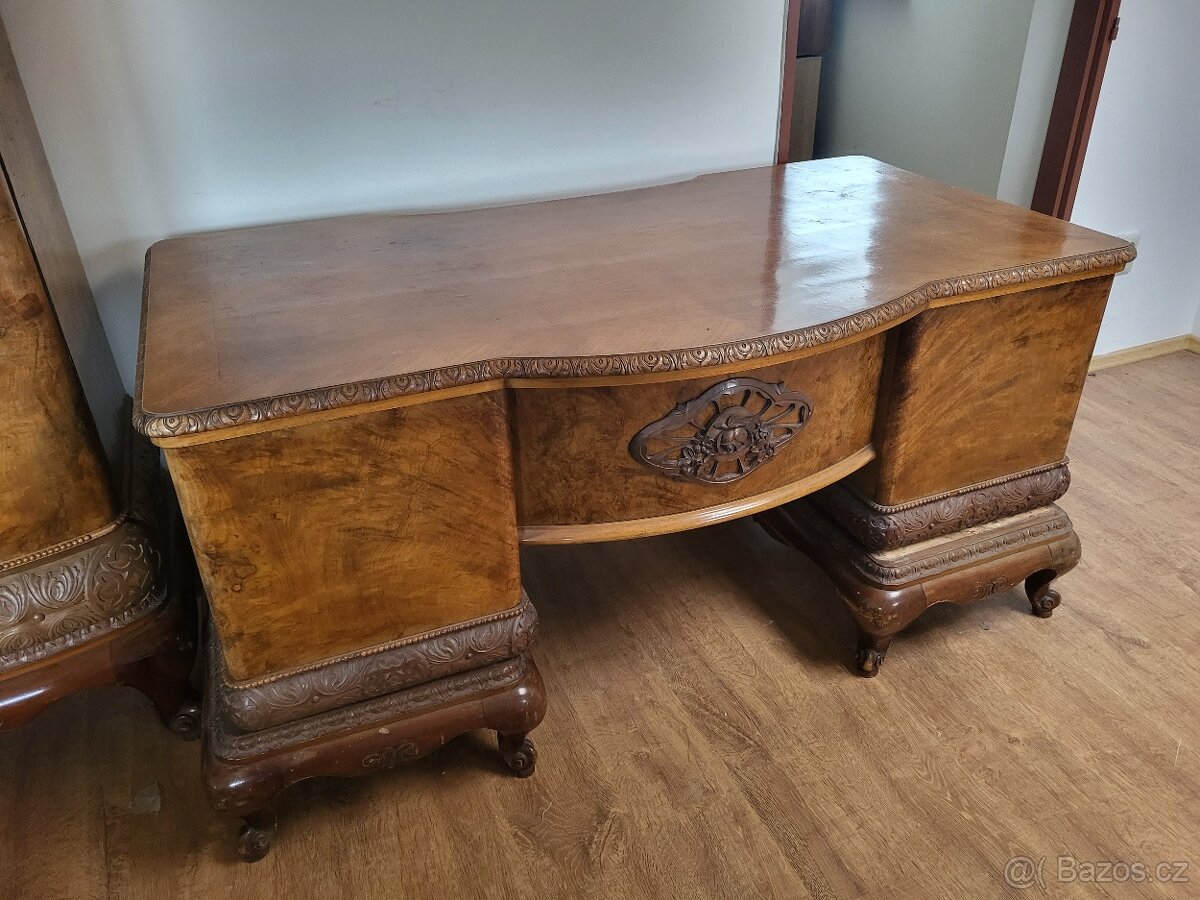 Starožitný nábytok - 4