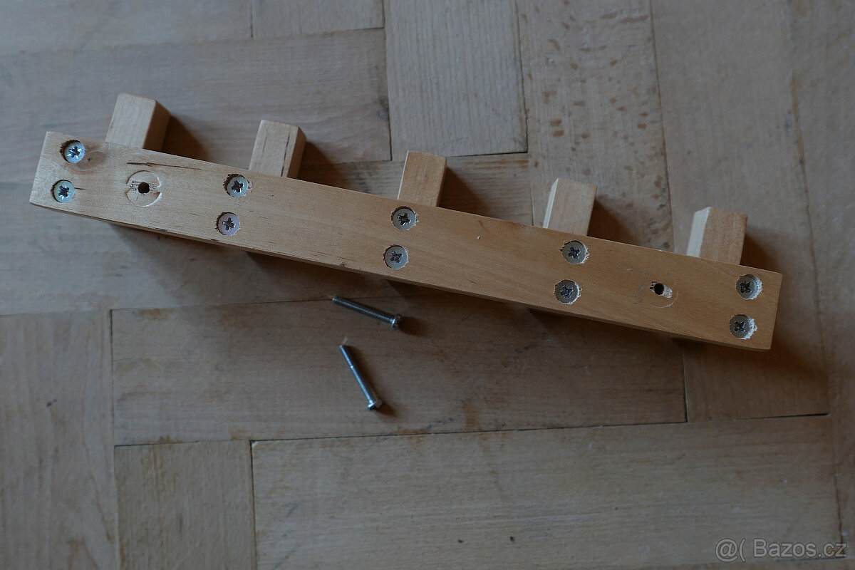 IKEA věšák dřevěný - 4