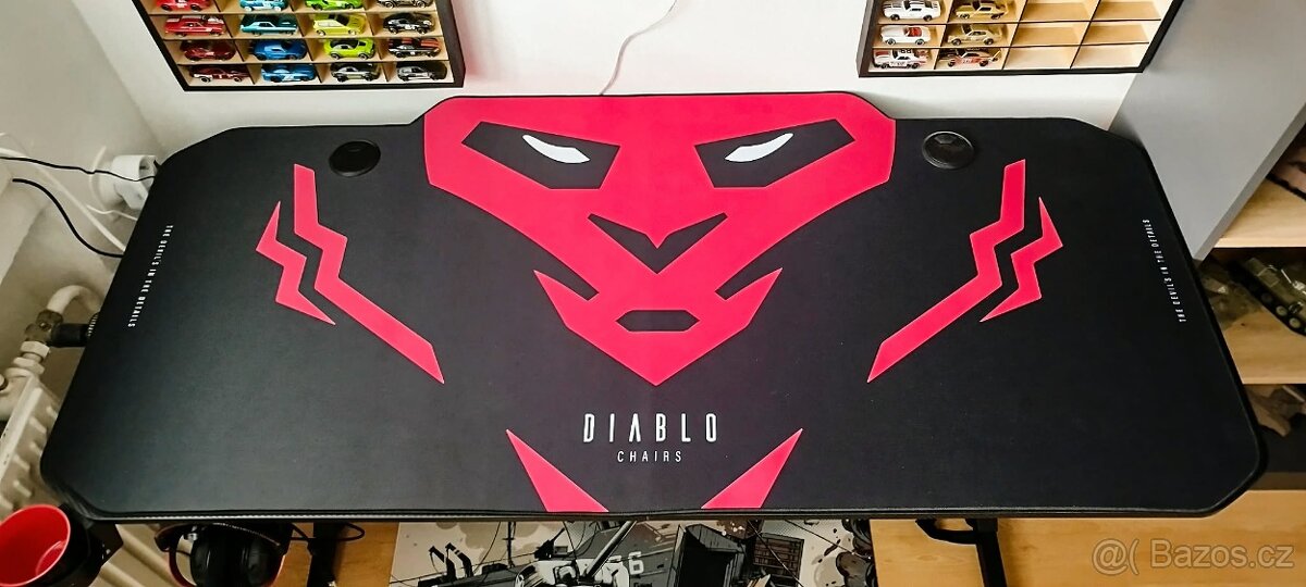 Herní stůl Diablo chairs X-Mate 1400 - 4