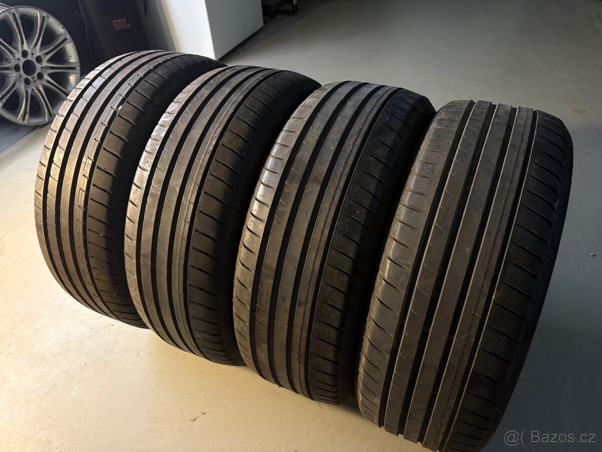 Letní pneu Goodyear 225/50R18 - 4