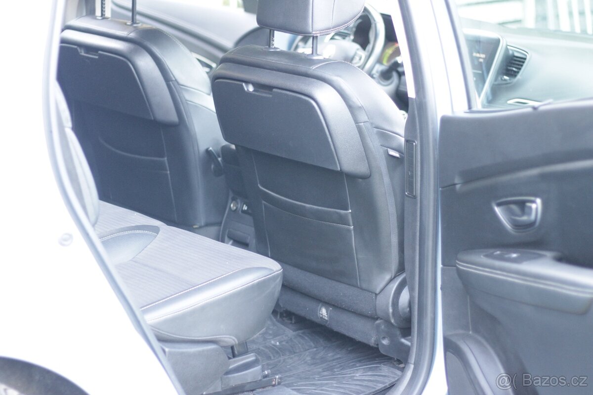2017 Renault grand scenic 7 míst - 4
