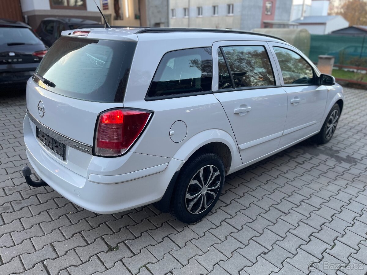 Opel Astra 1,6 i 77kw - 4