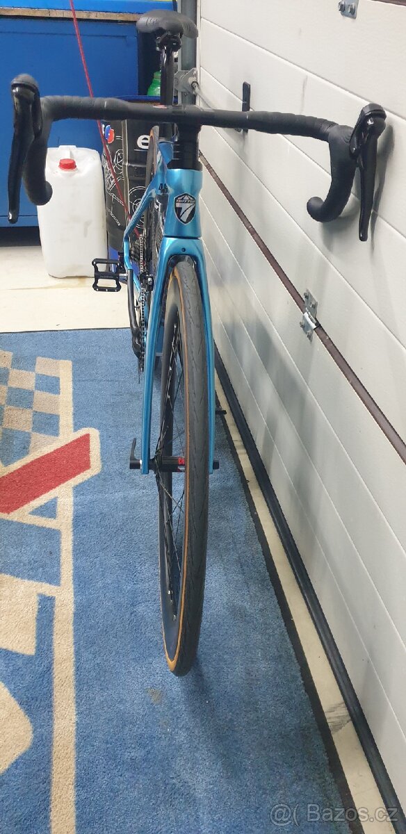 Nové celokarbonové silniční kolo Twitter R10 NOVÉ - 4