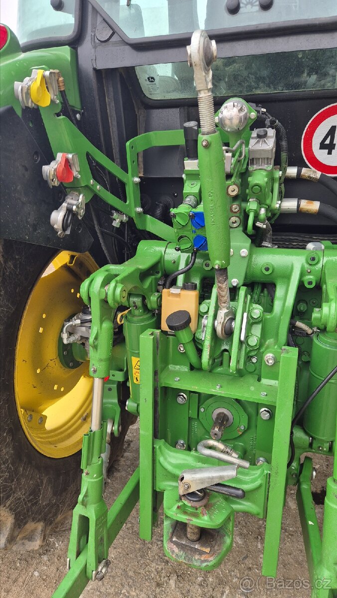 John Deere 5100R - 4