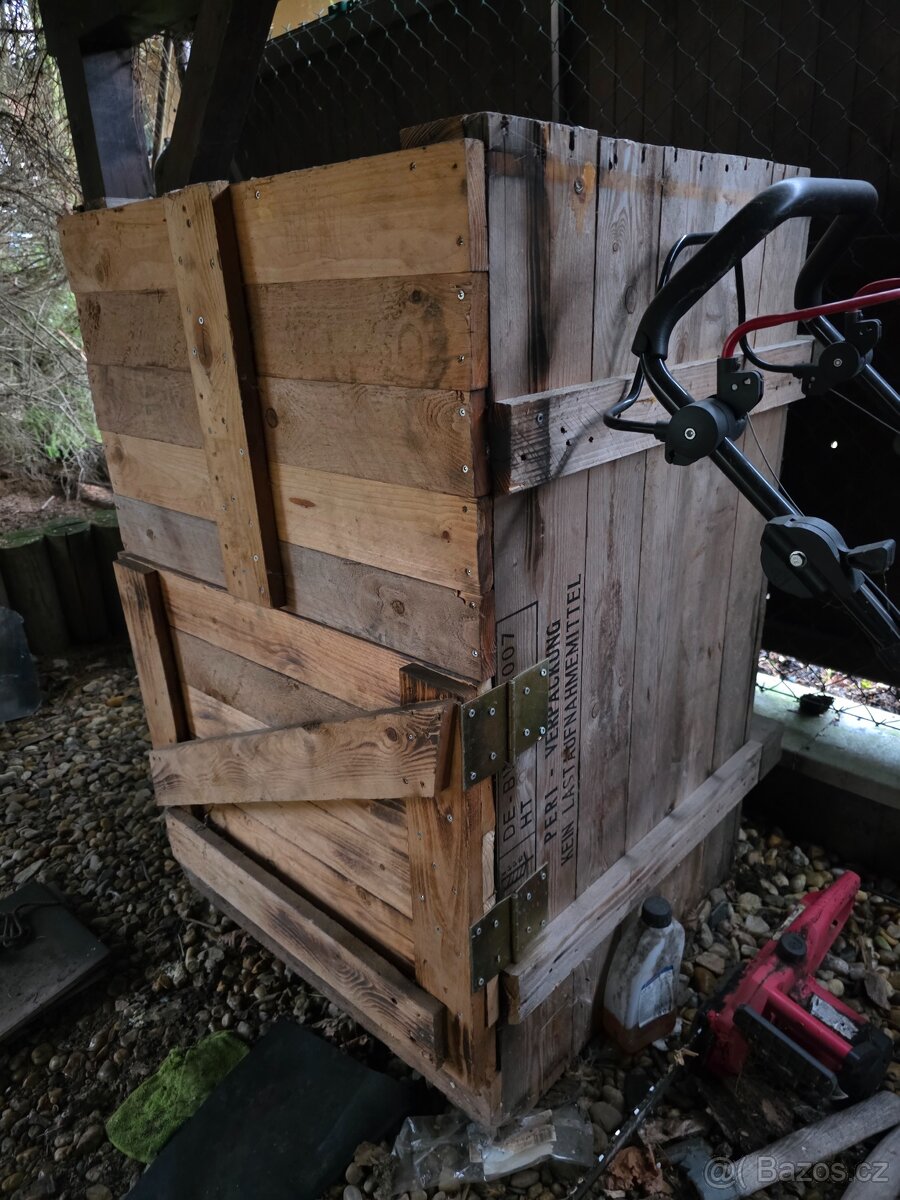 Dřevěná udírna - 4