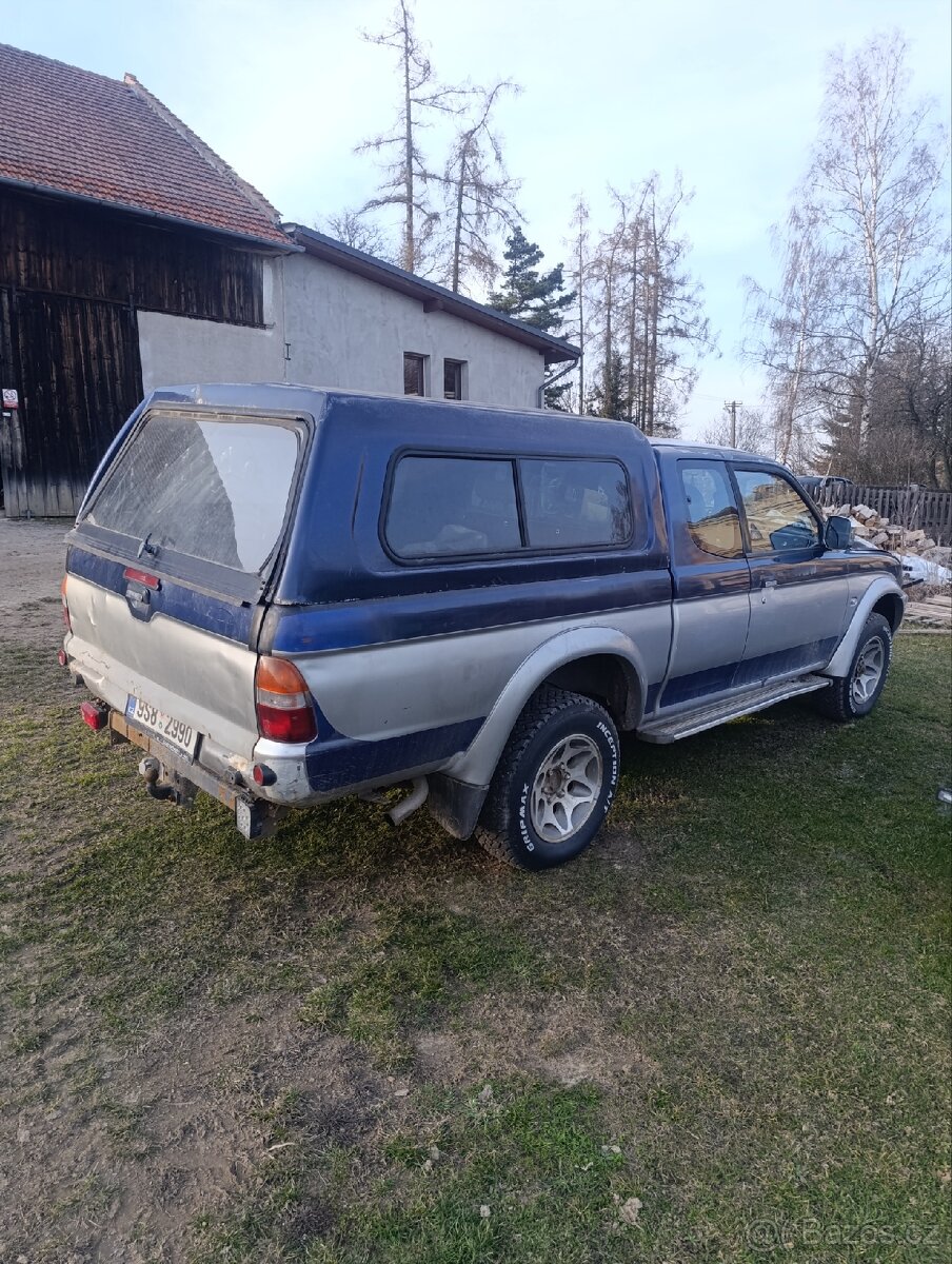 Mitsubishi L200 - 4