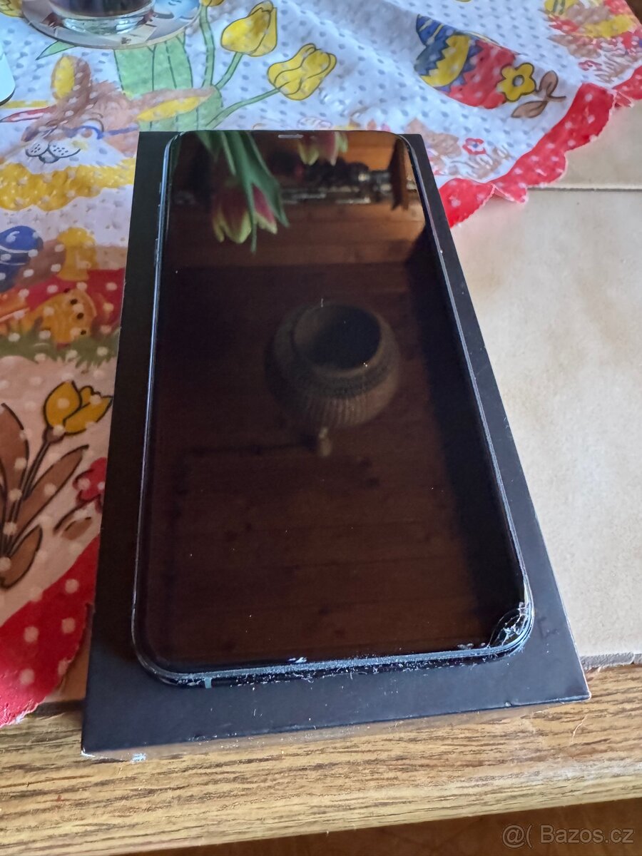 iPhone 11 Pro Max 64GB, green - 4