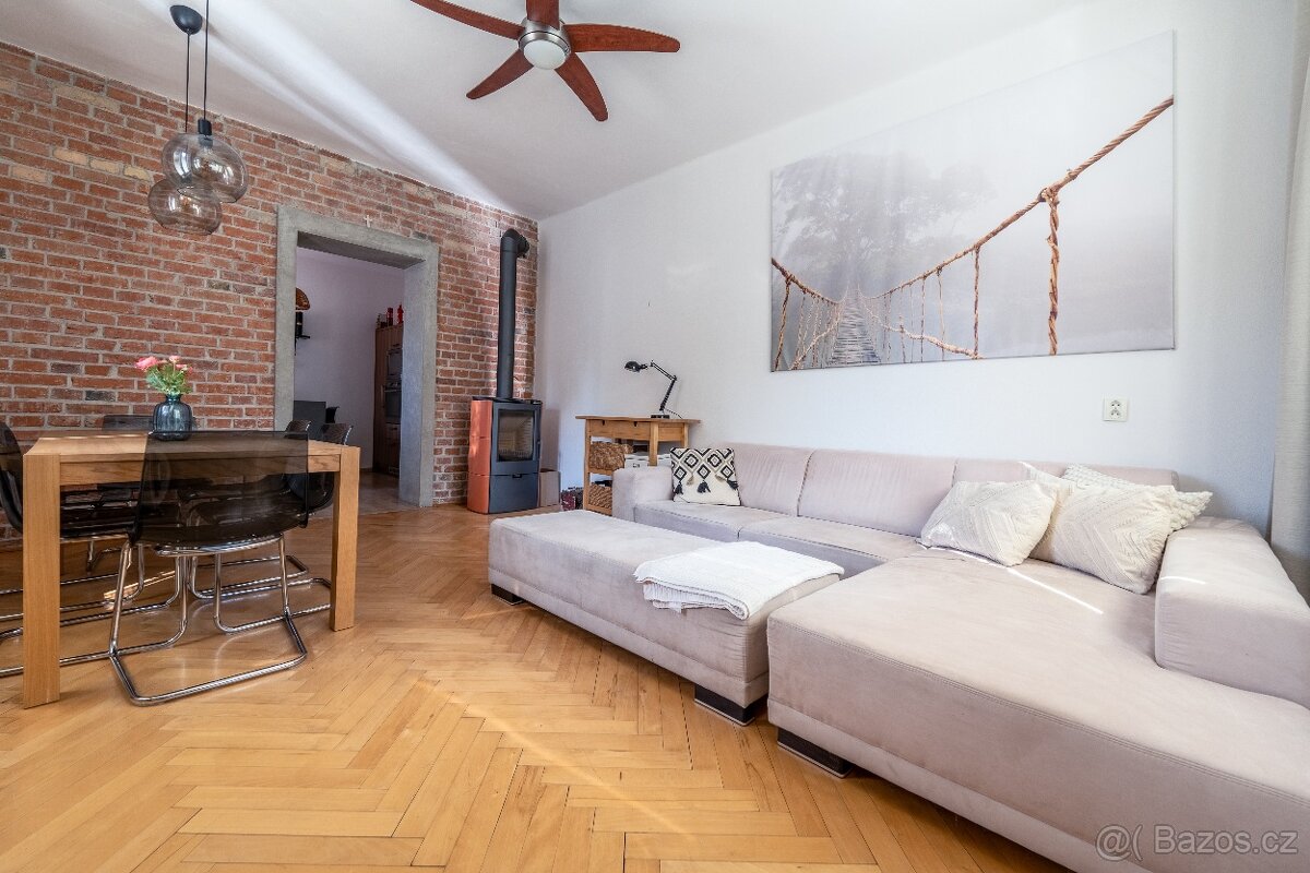 Pronájem mezonetového bytu 4+1 - 4