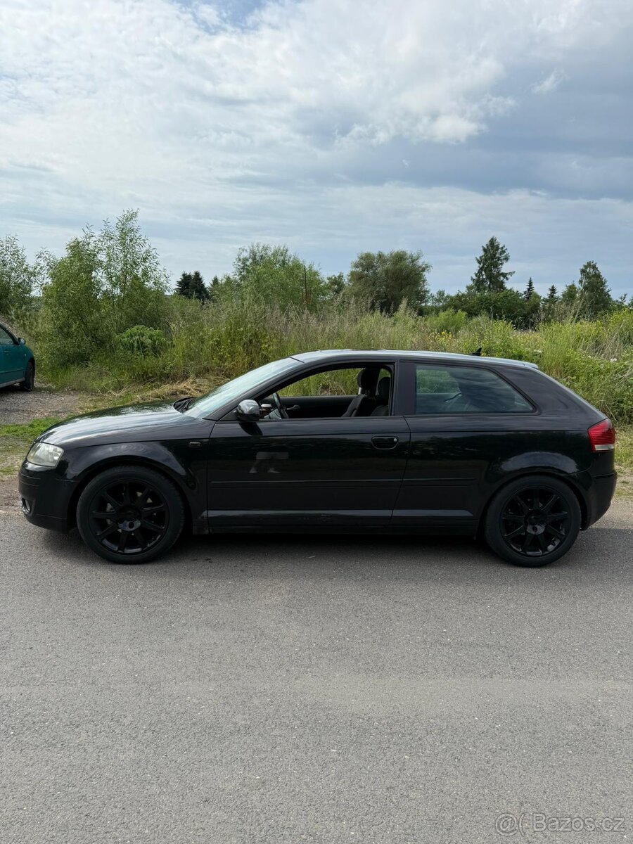 Audi a3 8p s-line - 4