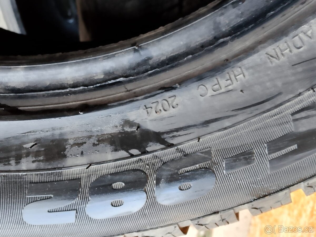 235/55/18 104h Sunfull - zimní pneu 4ks - 4