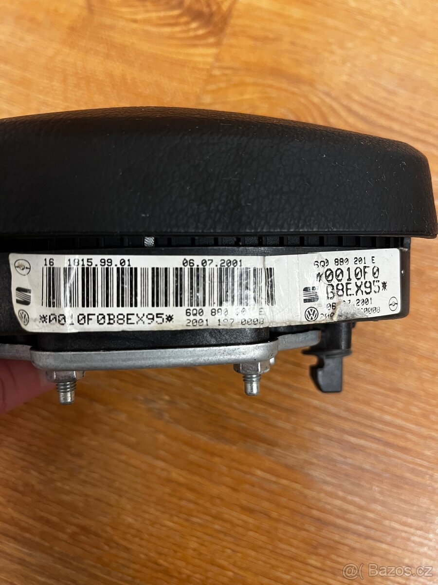 Airbag řidiče VW Polo 9N / 9N3 - 4