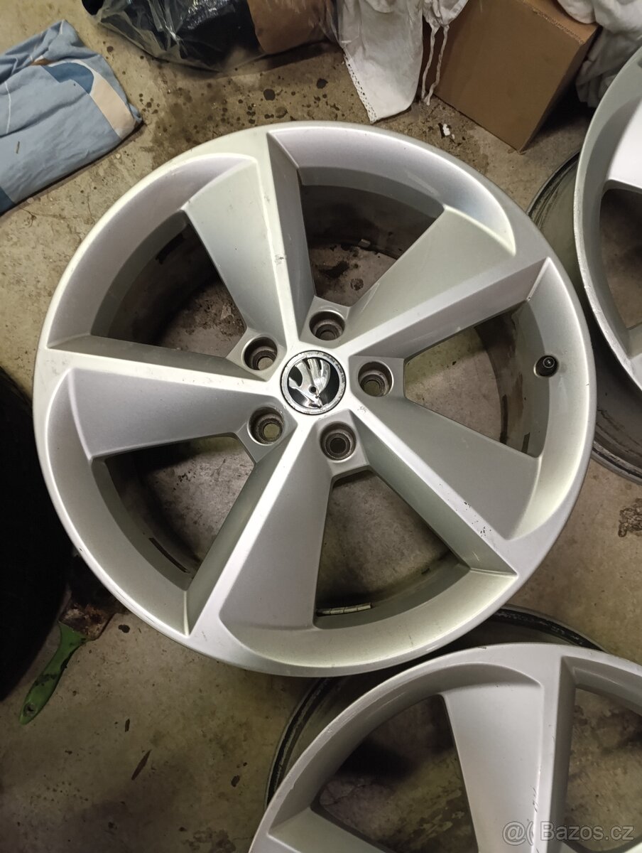 Kola škoda 5x112 R18 - 4