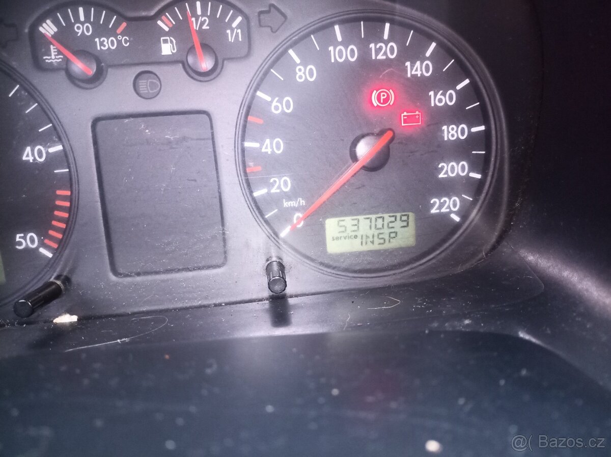 Prodám VW Caravelle 2,5 tdi - 4