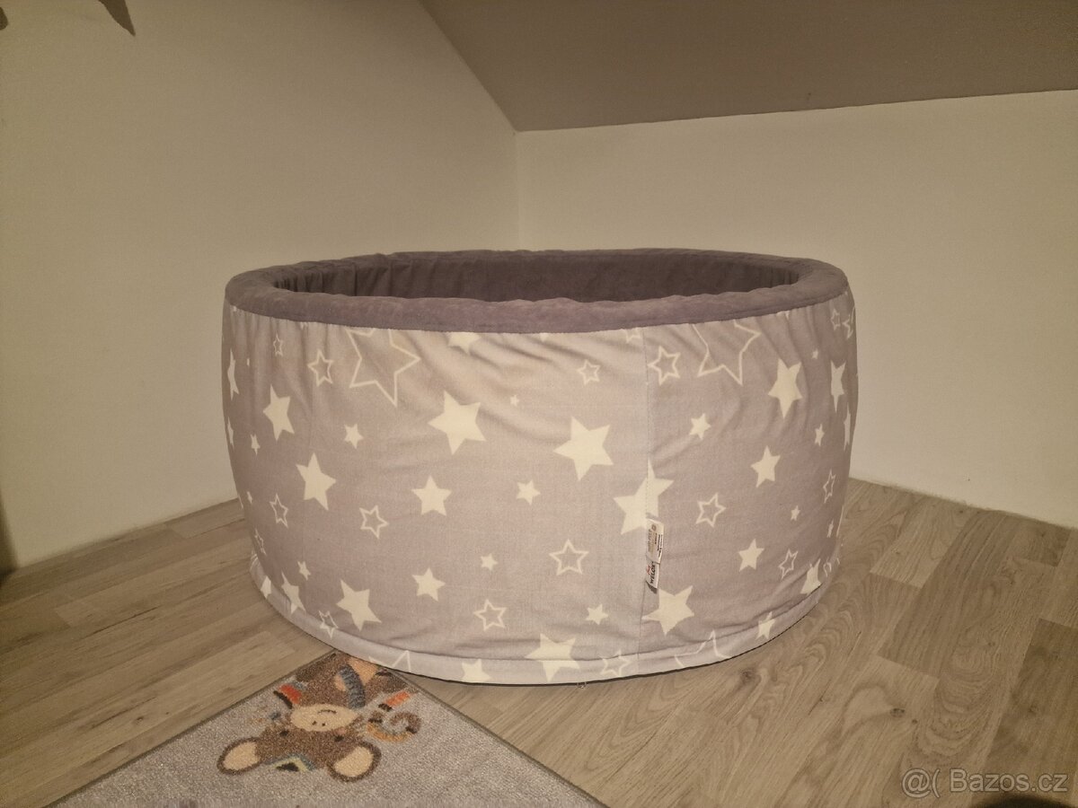 Suchý bazének s míčky - 4