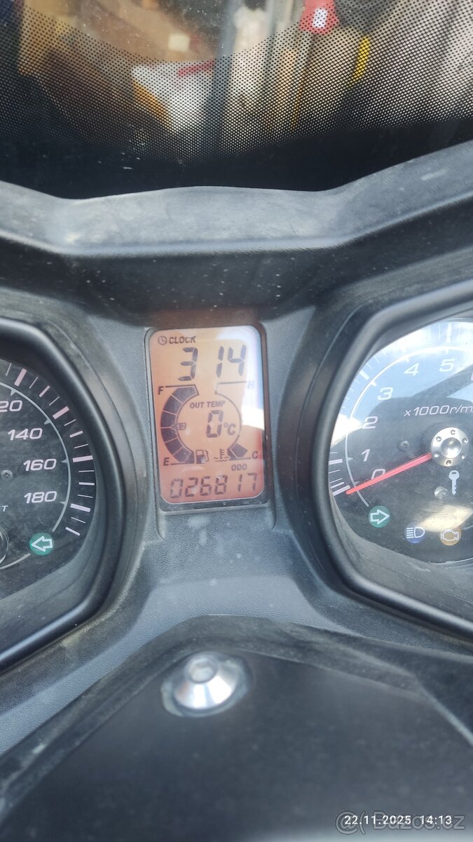 Yamaha X-Max 400 - 4