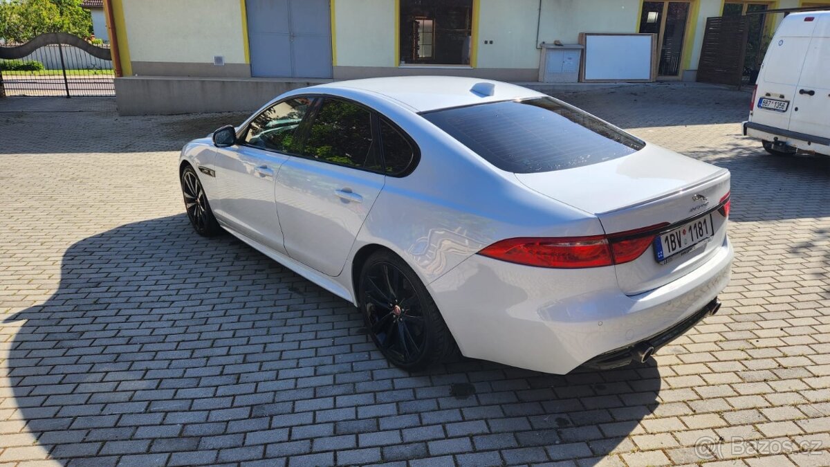 Jaguar XF 3.0 V6 - 4