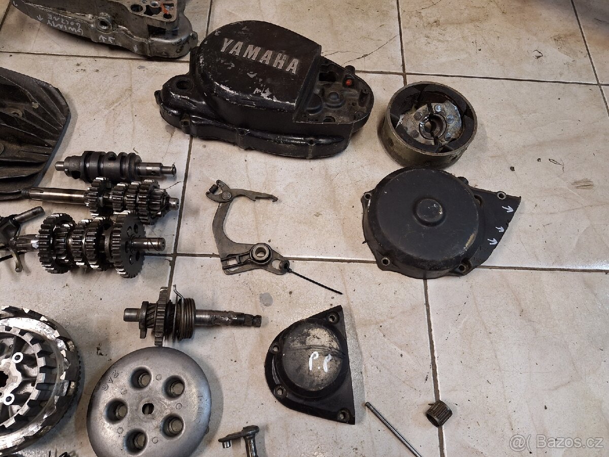 Díly motoru Yamaha DT 125 MX - 4