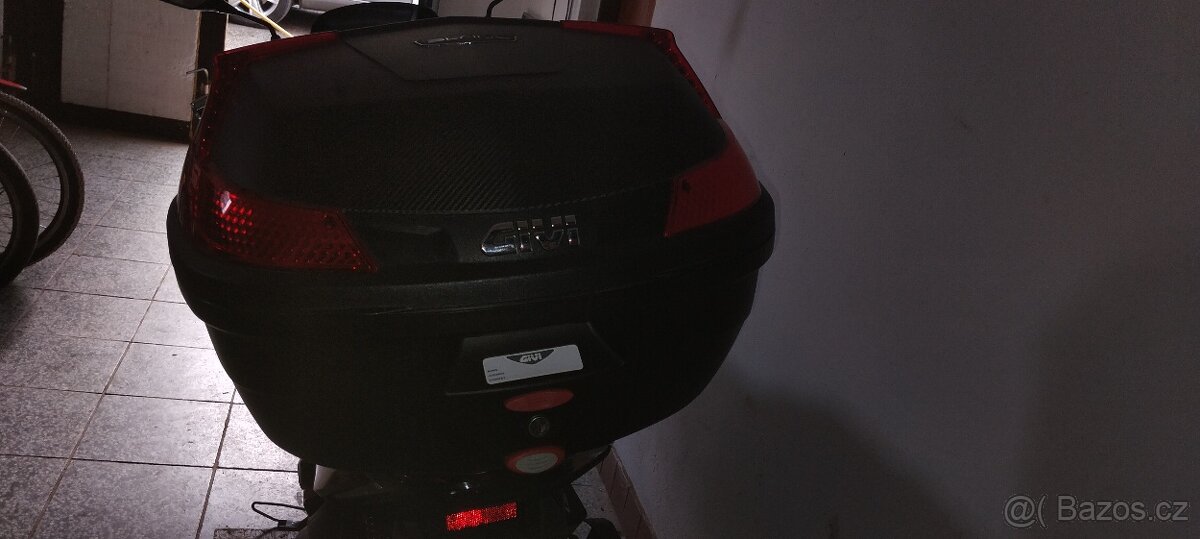 Kufr zn. Givi Blade B37N - 4
