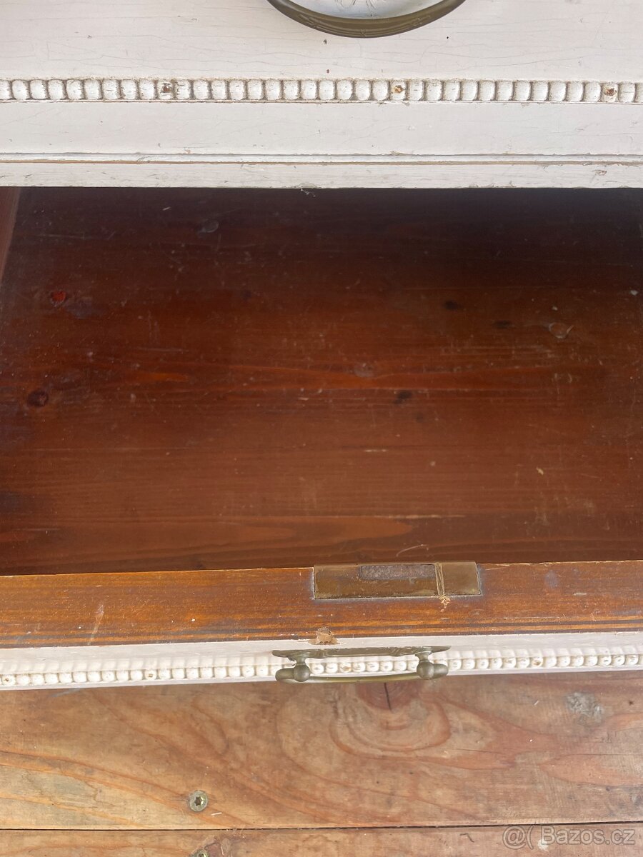 Dubová skříň - 4