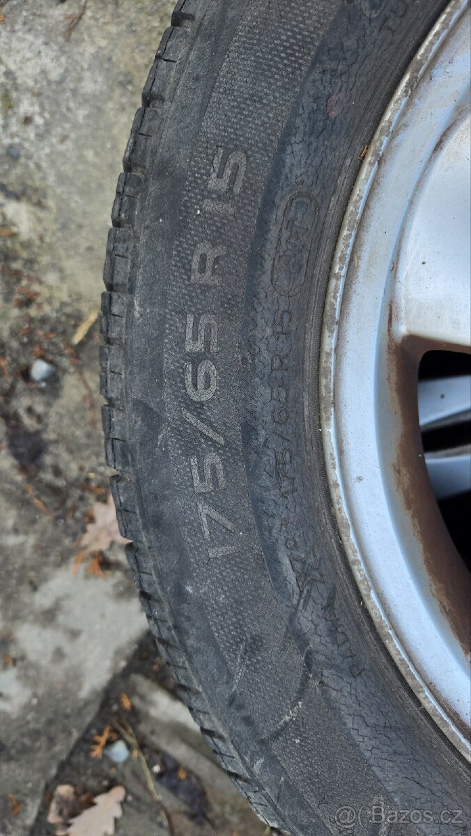 Pneu s Al disky - 4