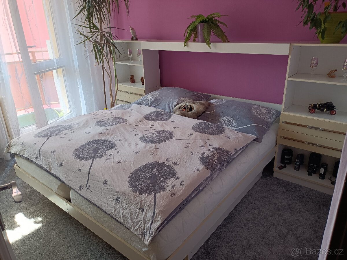prodej postele a skříněk - 4