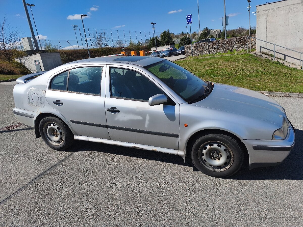 Škoda Octavia 1 - 4