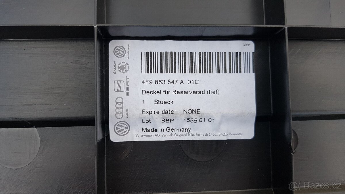 Výplň a víko rezervy Audi A6, v bezvadném stavu - 4
