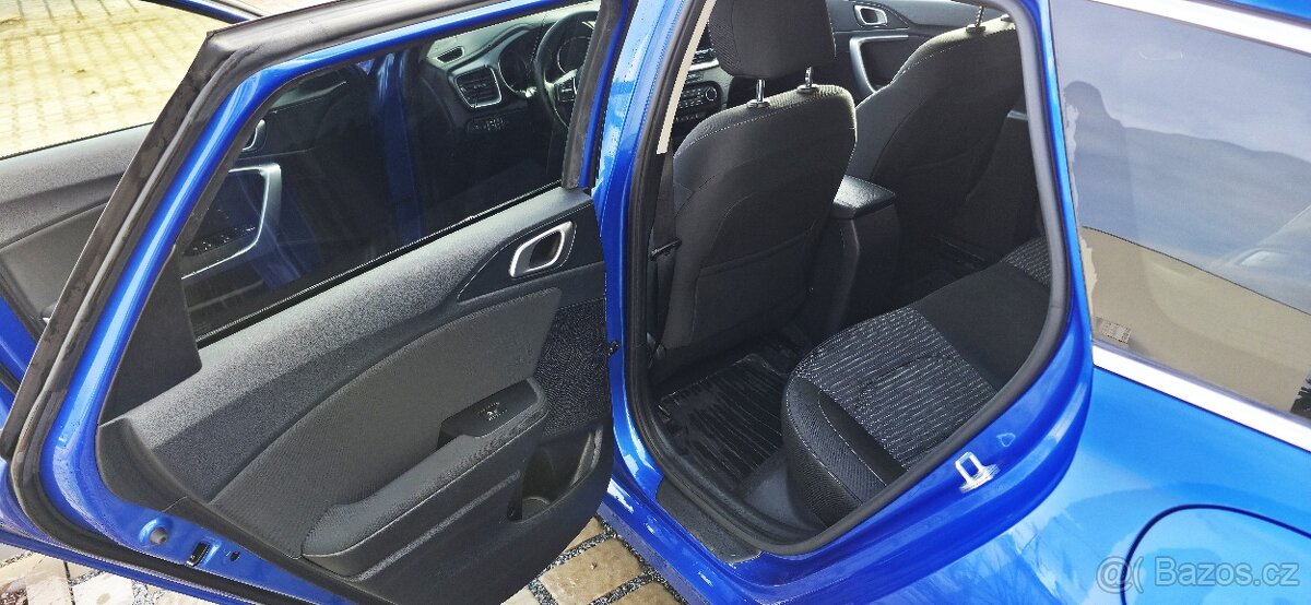 Kia Ceed SW 1.5 T-GDI 118 kW výbava TOP záruka do 10/28 - 4