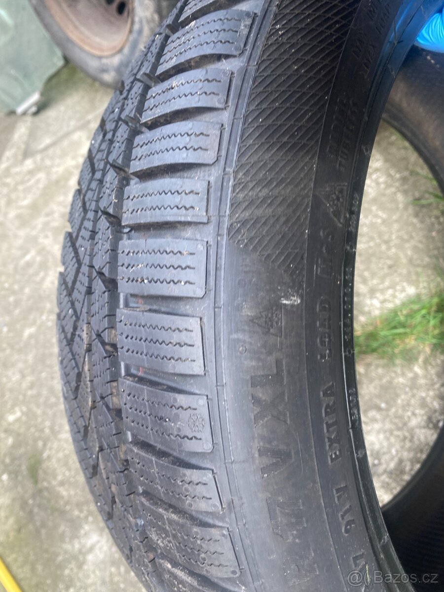 215/45 R17 --- jedna zimní pneumatika - 4