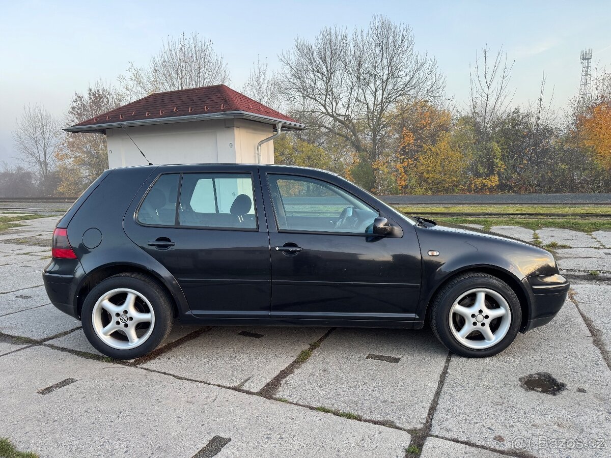 Volkswagen Golf 4, 1.8 20V 92Kw - 4