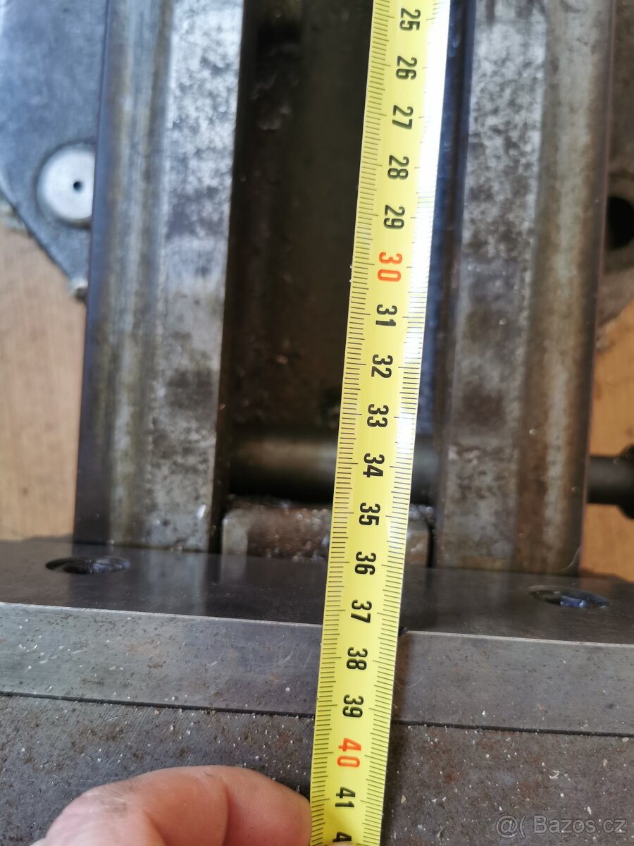 Prodám hydraulický svěrák - 4