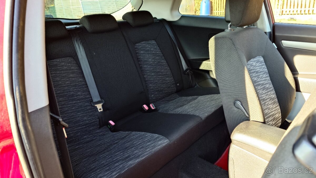 Kia proceed 1.6 crdi STK 10/27 - 4