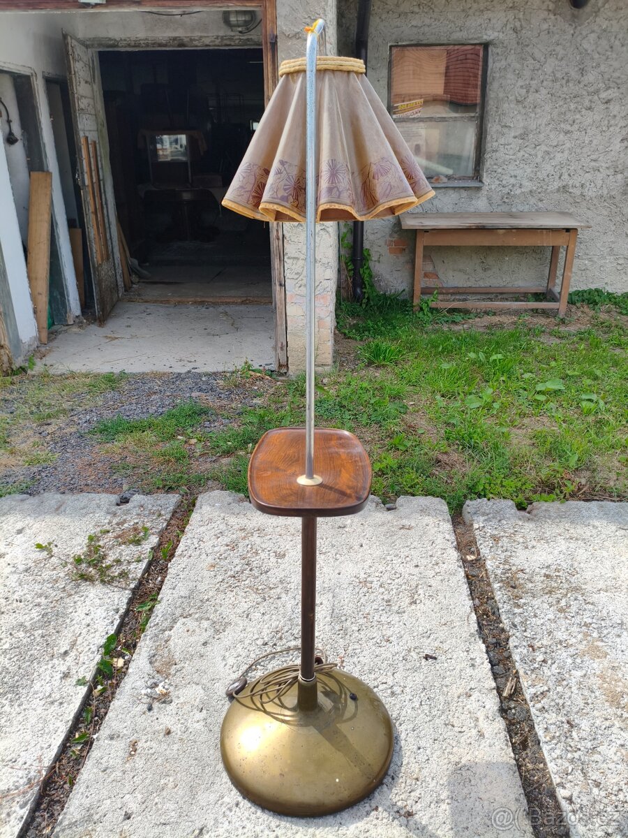 STOJANOVÁ RETRO LAMPA - 4