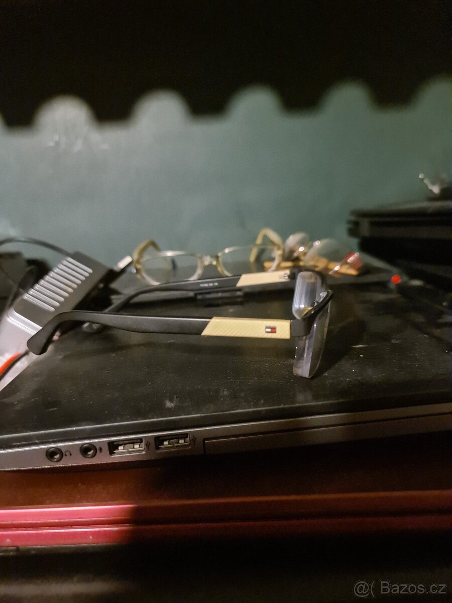 3x dioptricke bryle: Tommy Hilfinger... - 4