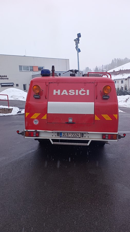 Hasičská cisterna Tatra 148 CAS 32 - 4