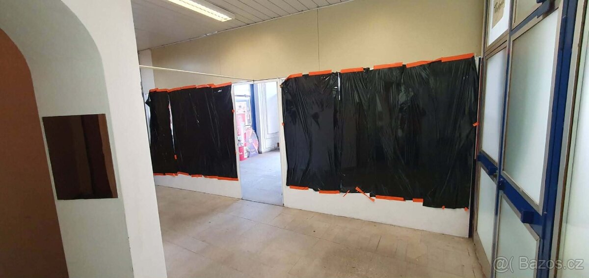 Pronájem obchodního prostoru 28 m2 Kuřim - 4