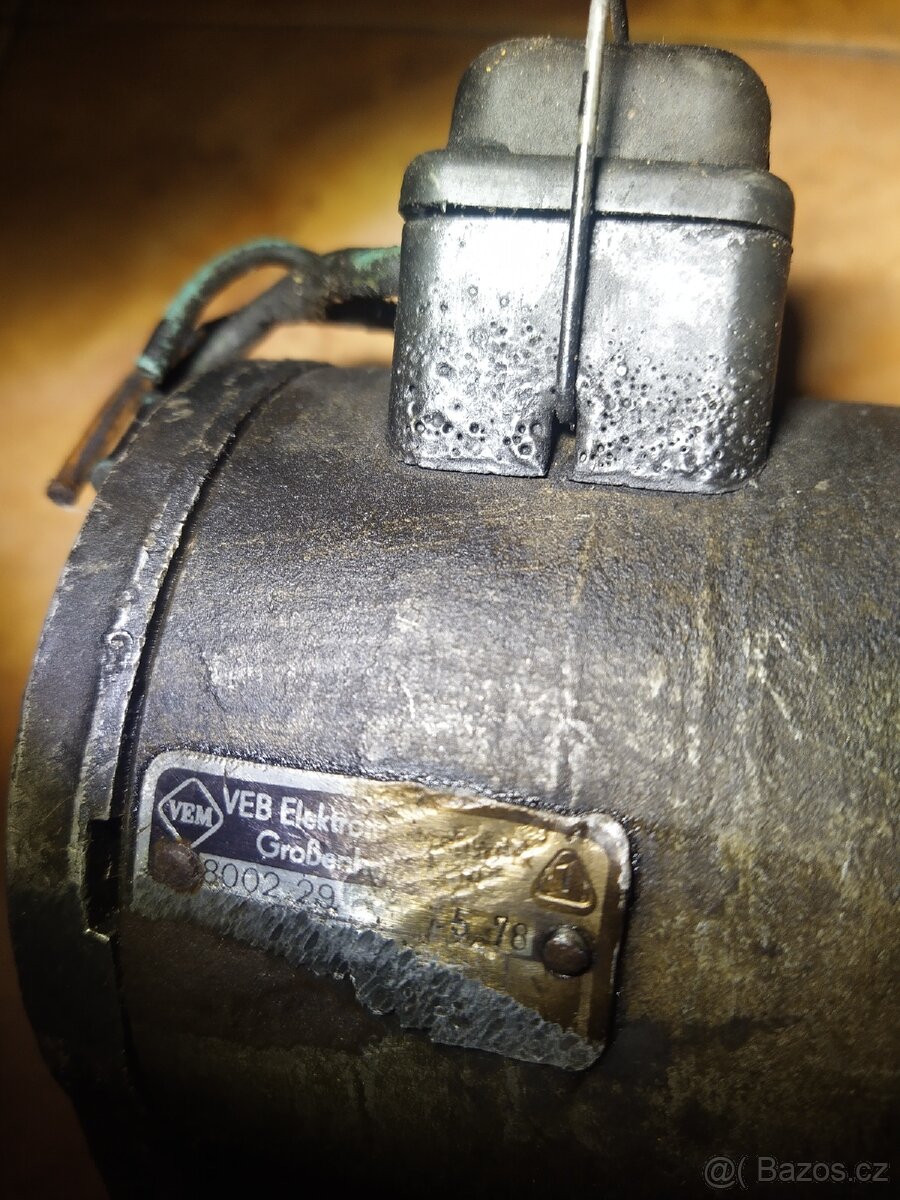 Wartburg 311,312 dynamo 6V - 4