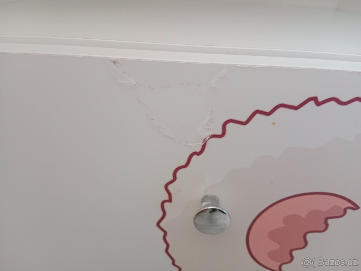 Dětská postel 160x80 + komoda + stůl - 4