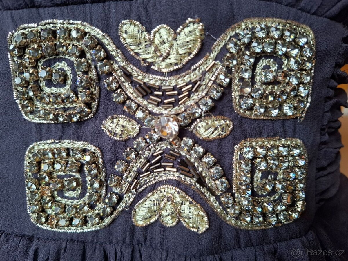 Černé hedvábné letní šaty - 4