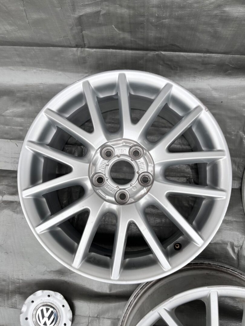 3ks. originál Volkswagen Sharan - - 4