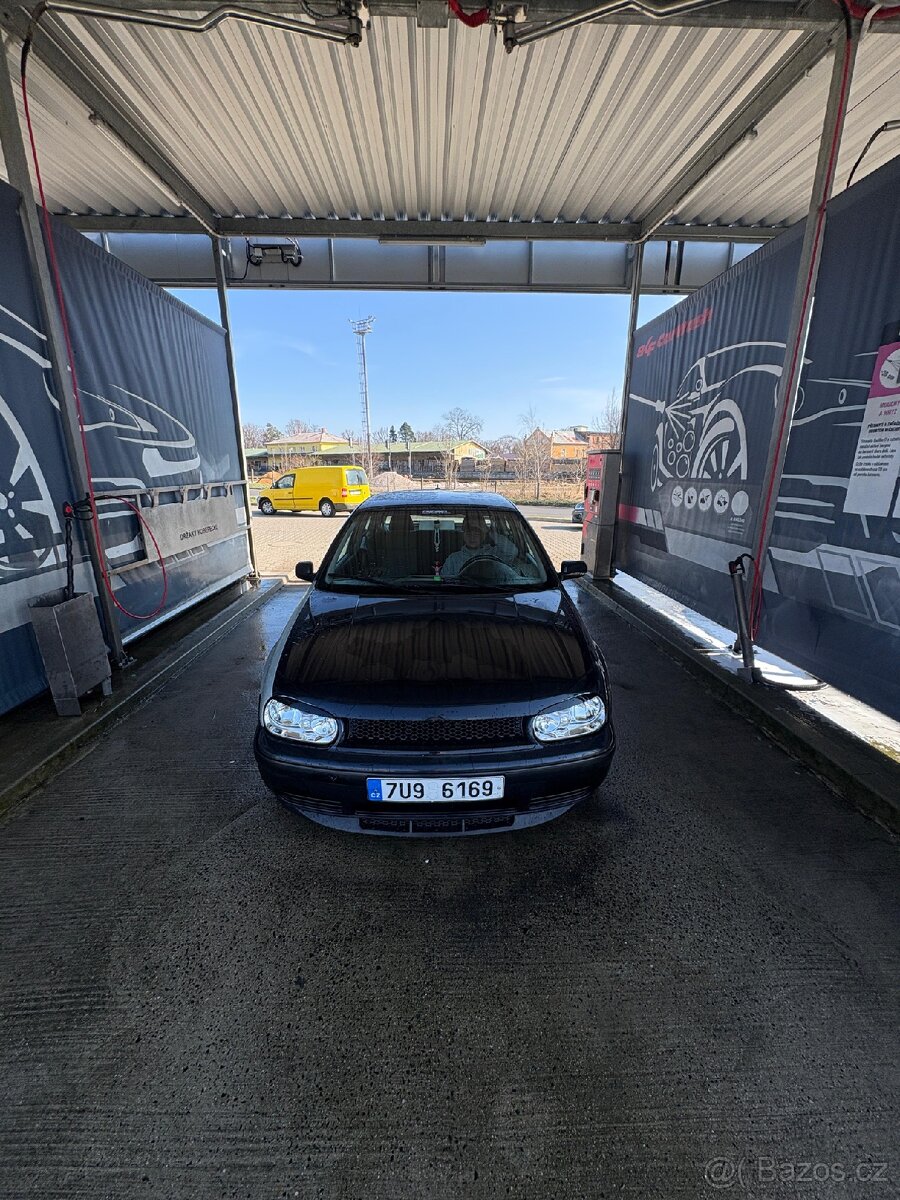 Golf 4 1.9 tdi - 4