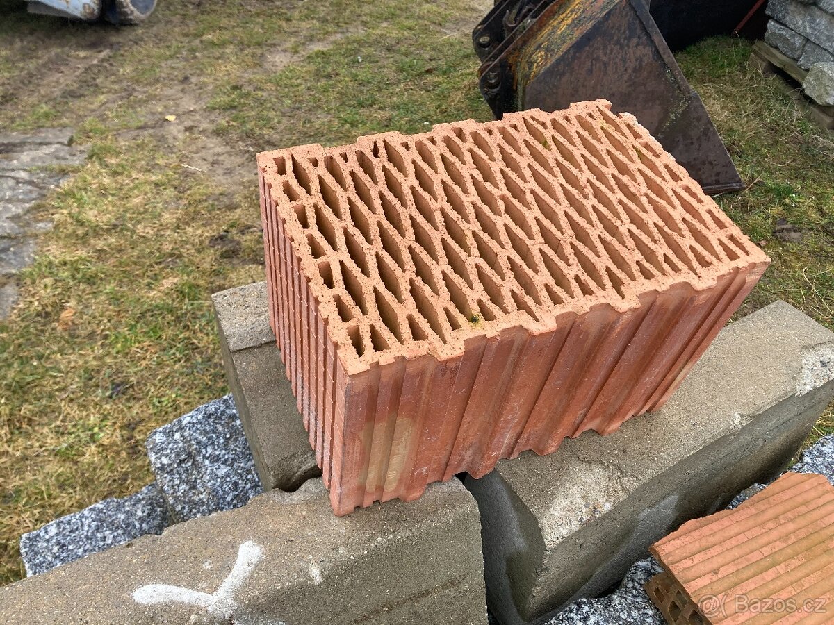 Cihly a stropní vložky - 4