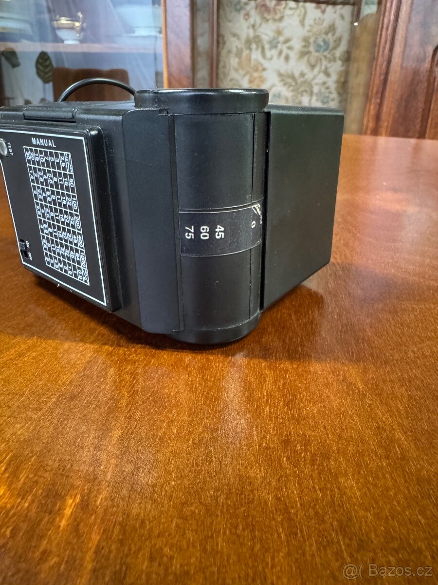 Topca 325 B – vintage externí blesk s kabelem - 4