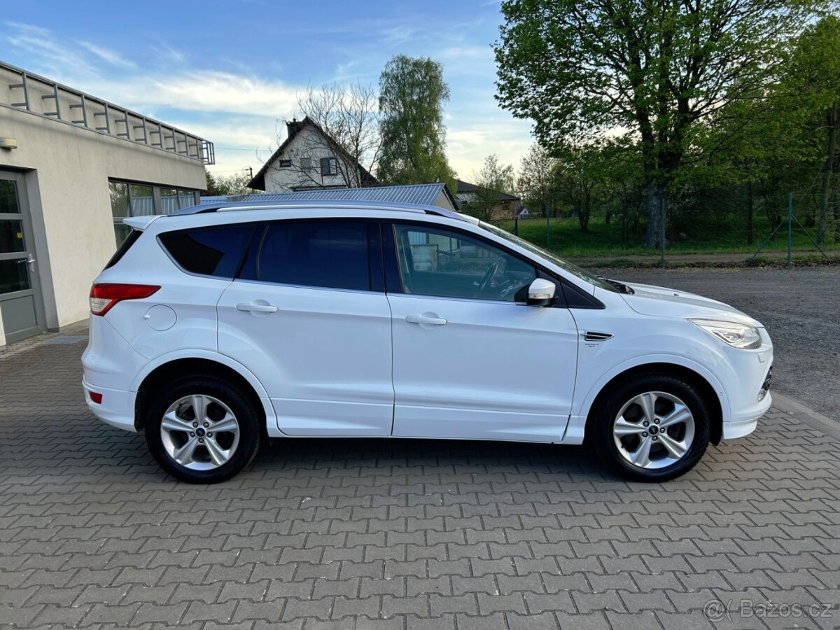 Ford Kuga 2.0 TDCi 4x4 TITANIUM - 4