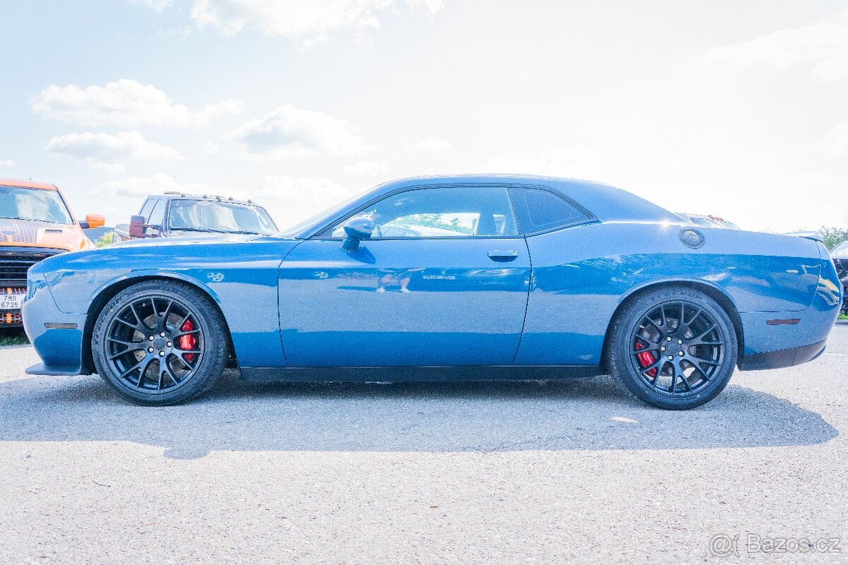 Dodge Challenger 5.7 MANUAL - 4